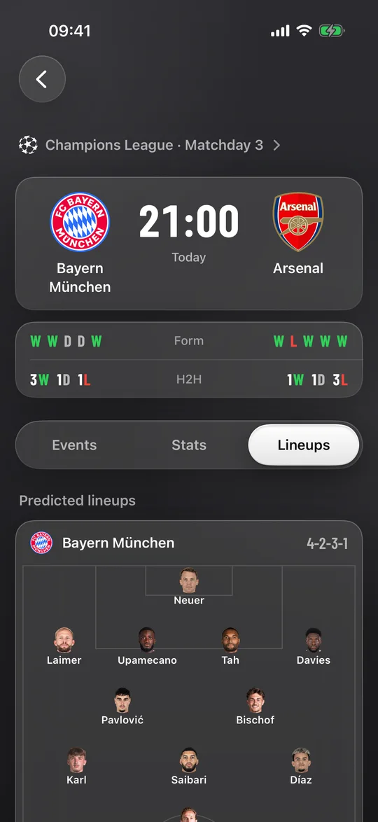 KickPick match screen: predicted lineups on the pitch